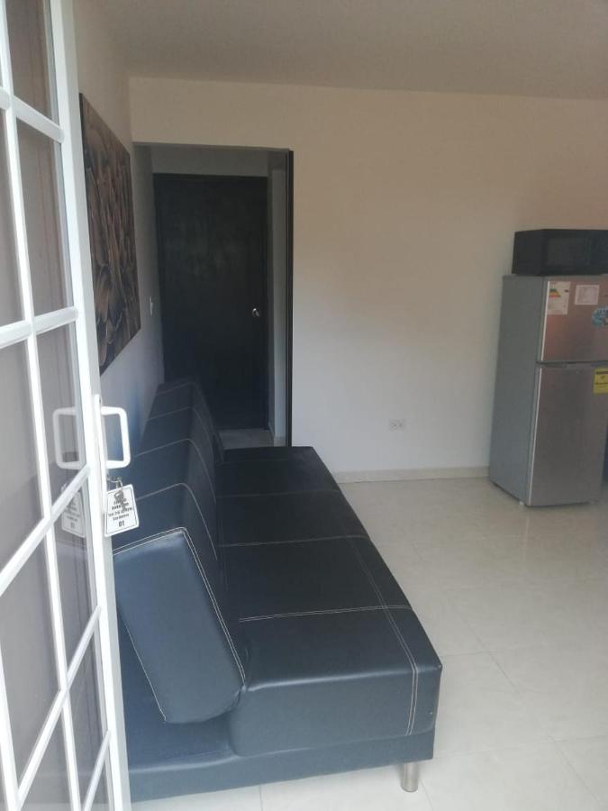 Apartamentos Turisticos Dona Flor San Andrés エクステリア 写真